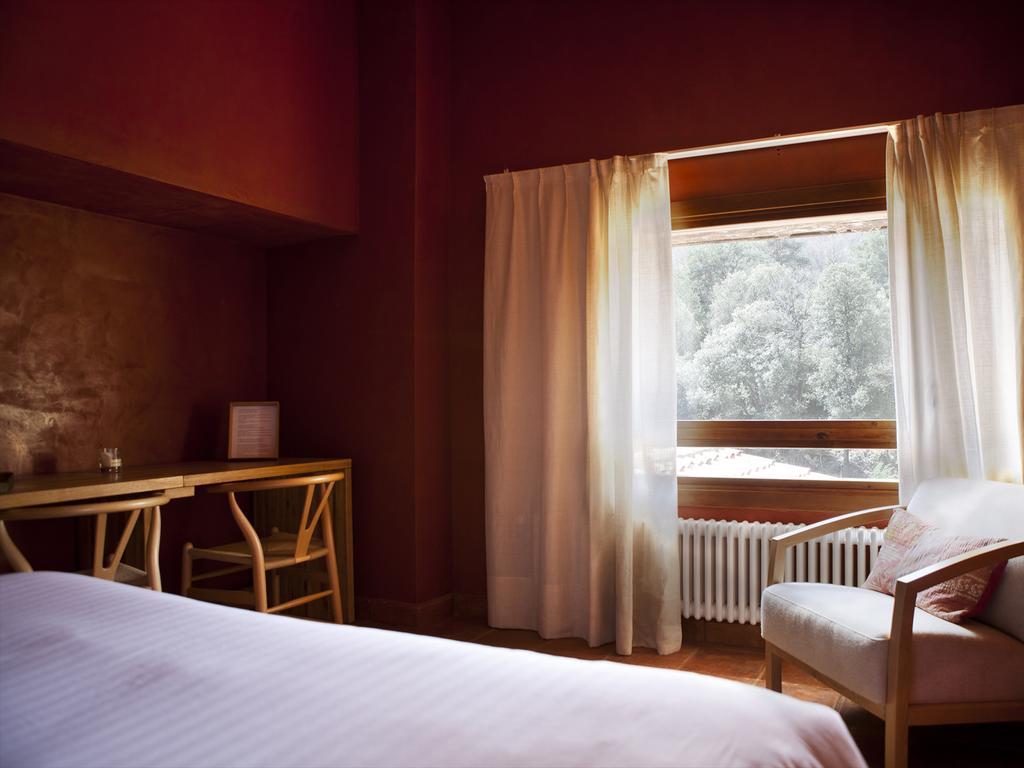 Masia el Puig La Vall de Bianya Habitación foto