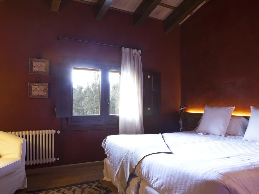 Masia el Puig La Vall de Bianya Habitación foto