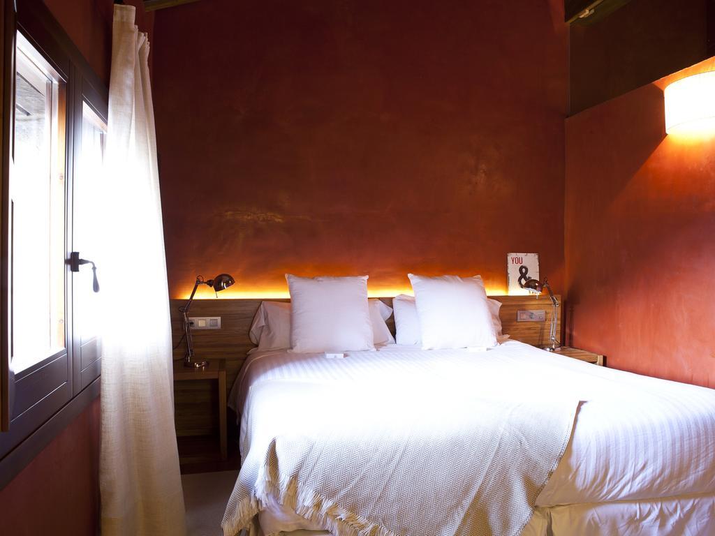 Masia el Puig La Vall de Bianya Habitación foto
