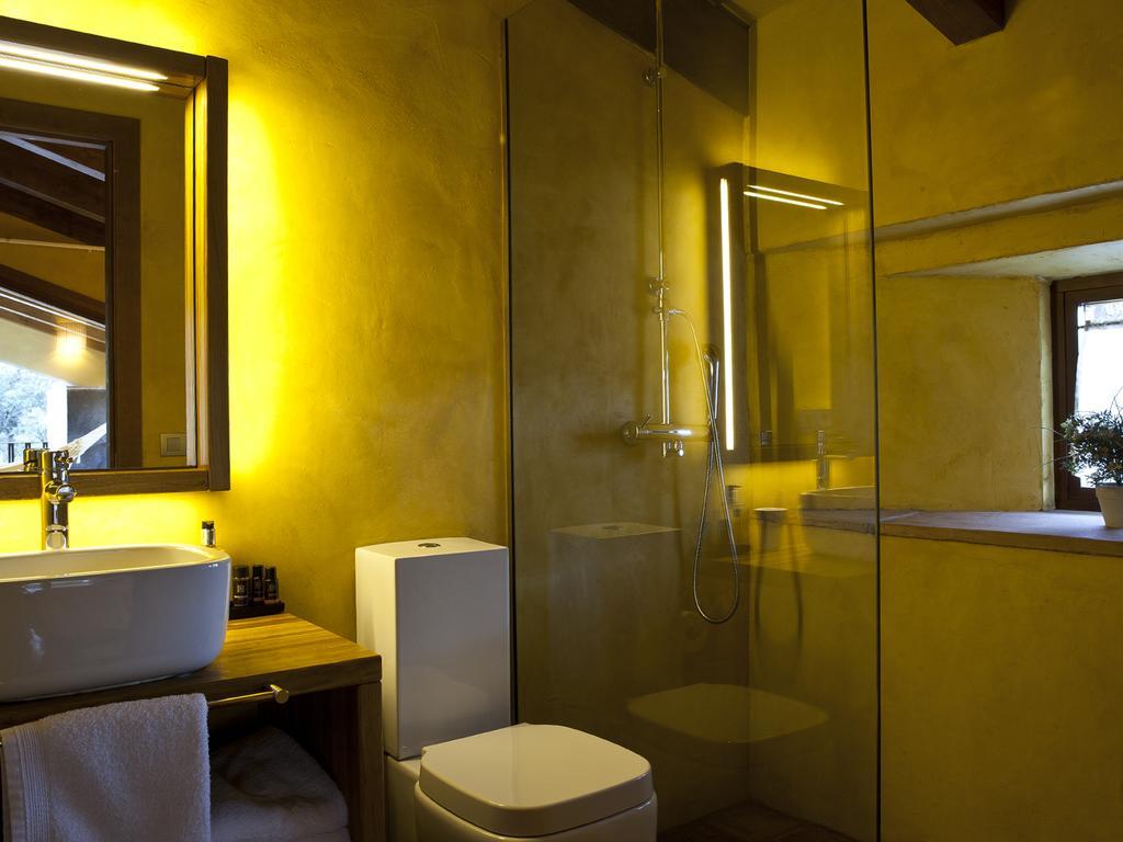 Masia el Puig La Vall de Bianya Habitación foto