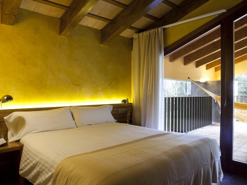 Masia el Puig La Vall de Bianya Habitación foto