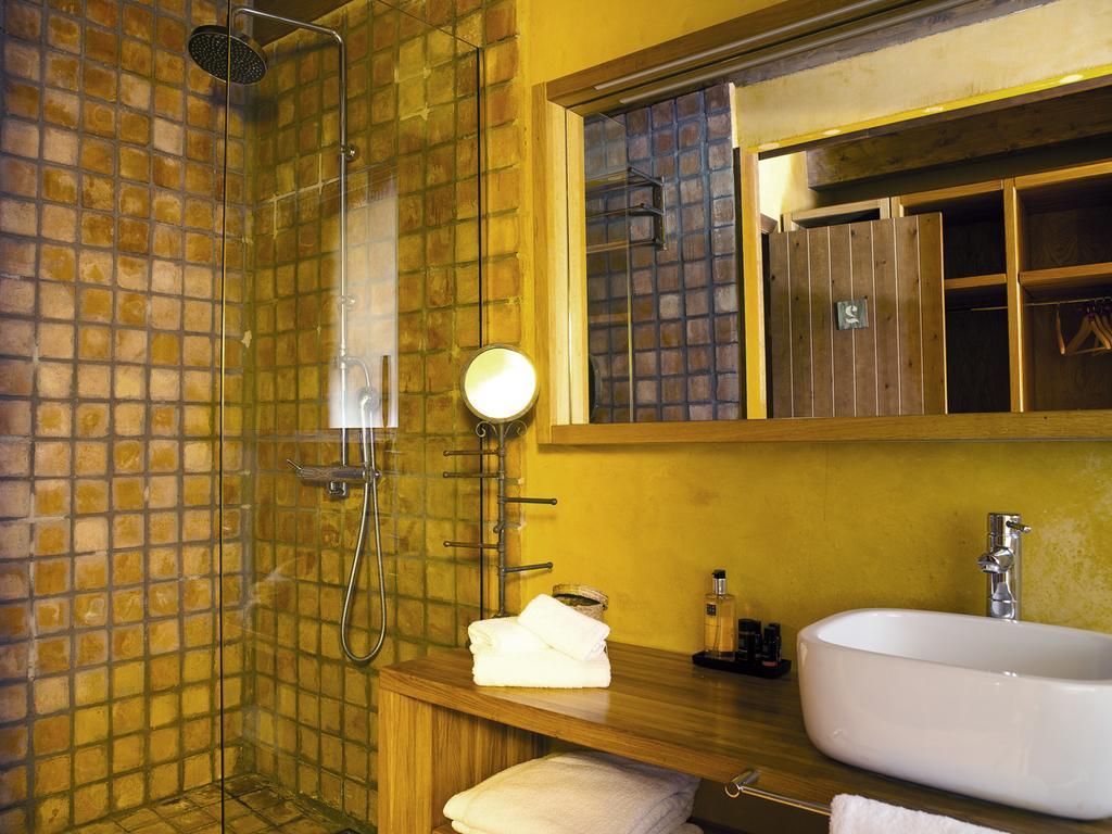 Masia el Puig La Vall de Bianya Habitación foto