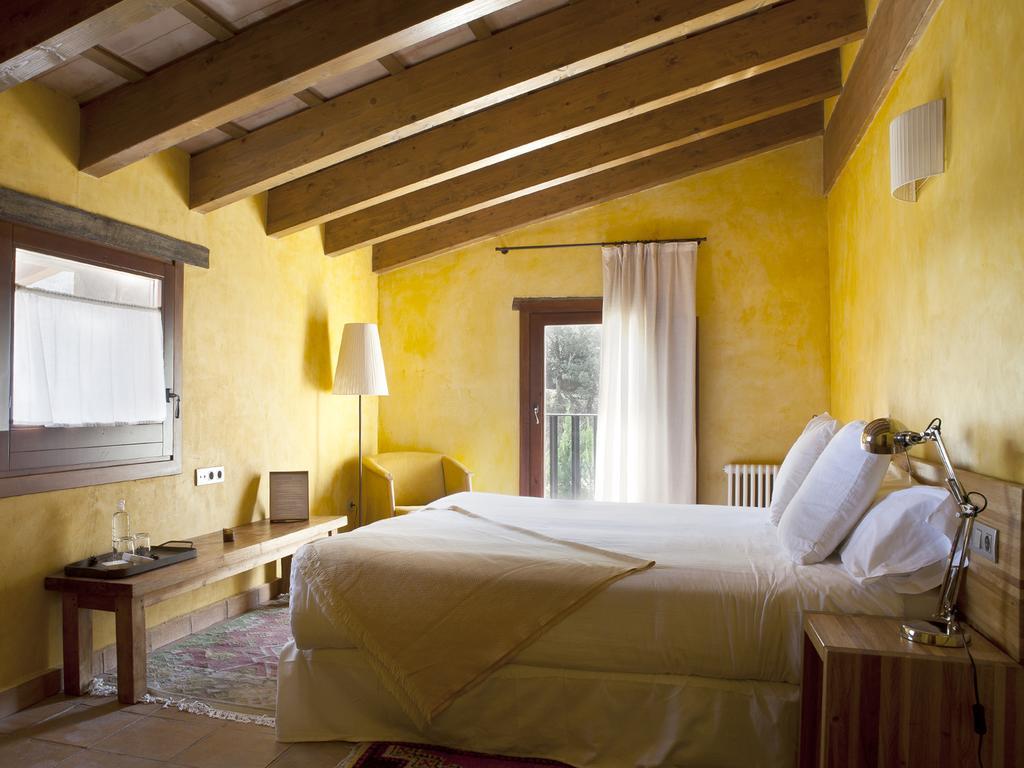 Masia el Puig La Vall de Bianya Habitación foto